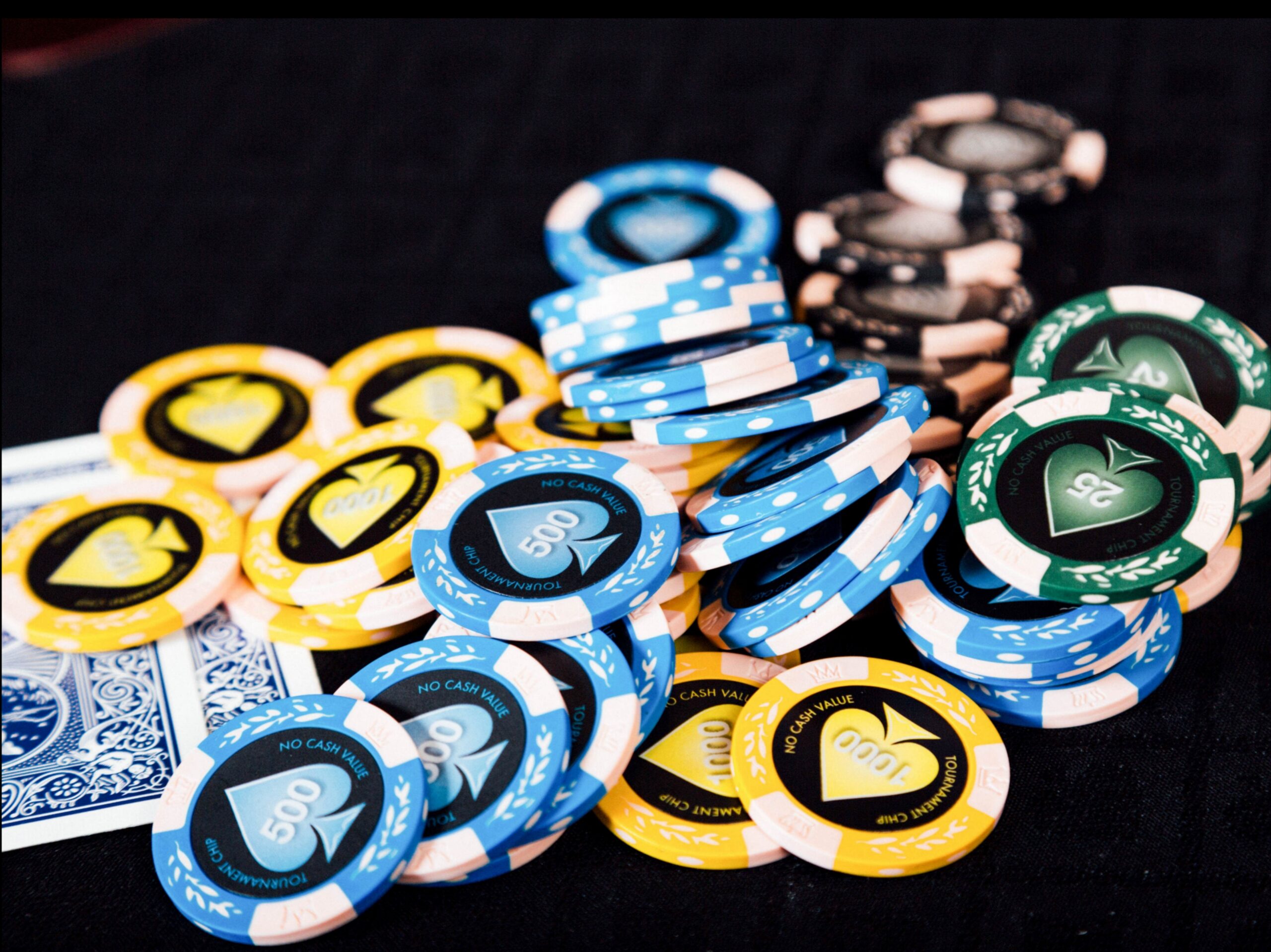 アミューズメントカジノやポーカーバーでの景品提供について | ツナグ行政書士事務所